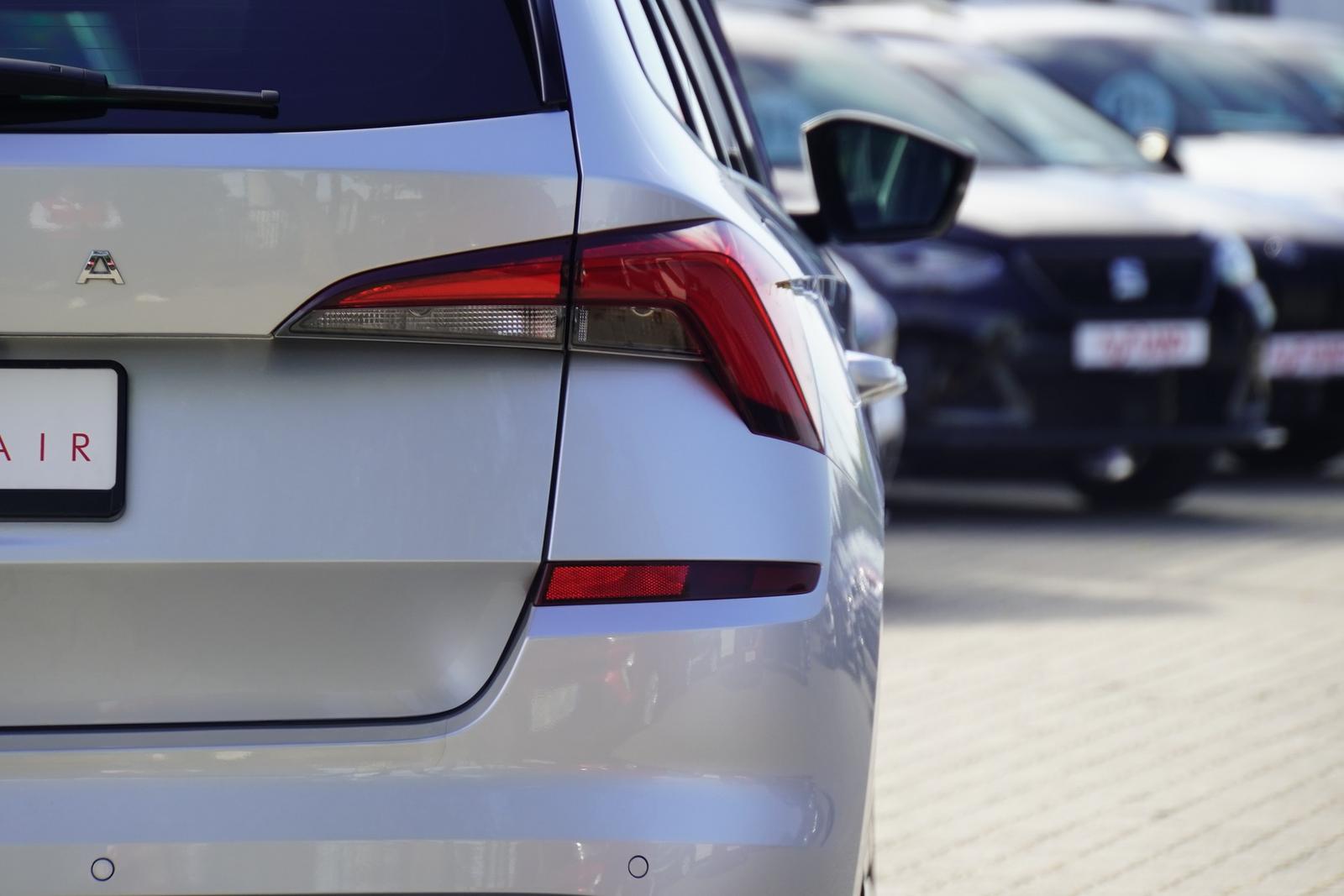 Skoda Kamiq 1.0 TSI DSG LED Sitzheizung Tempomat