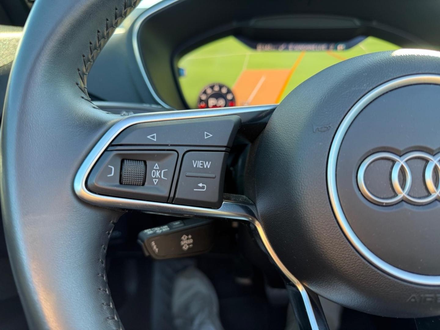 Audi TT 2.0 Roadster 45 TFSI quattro El. Verdeck Navi