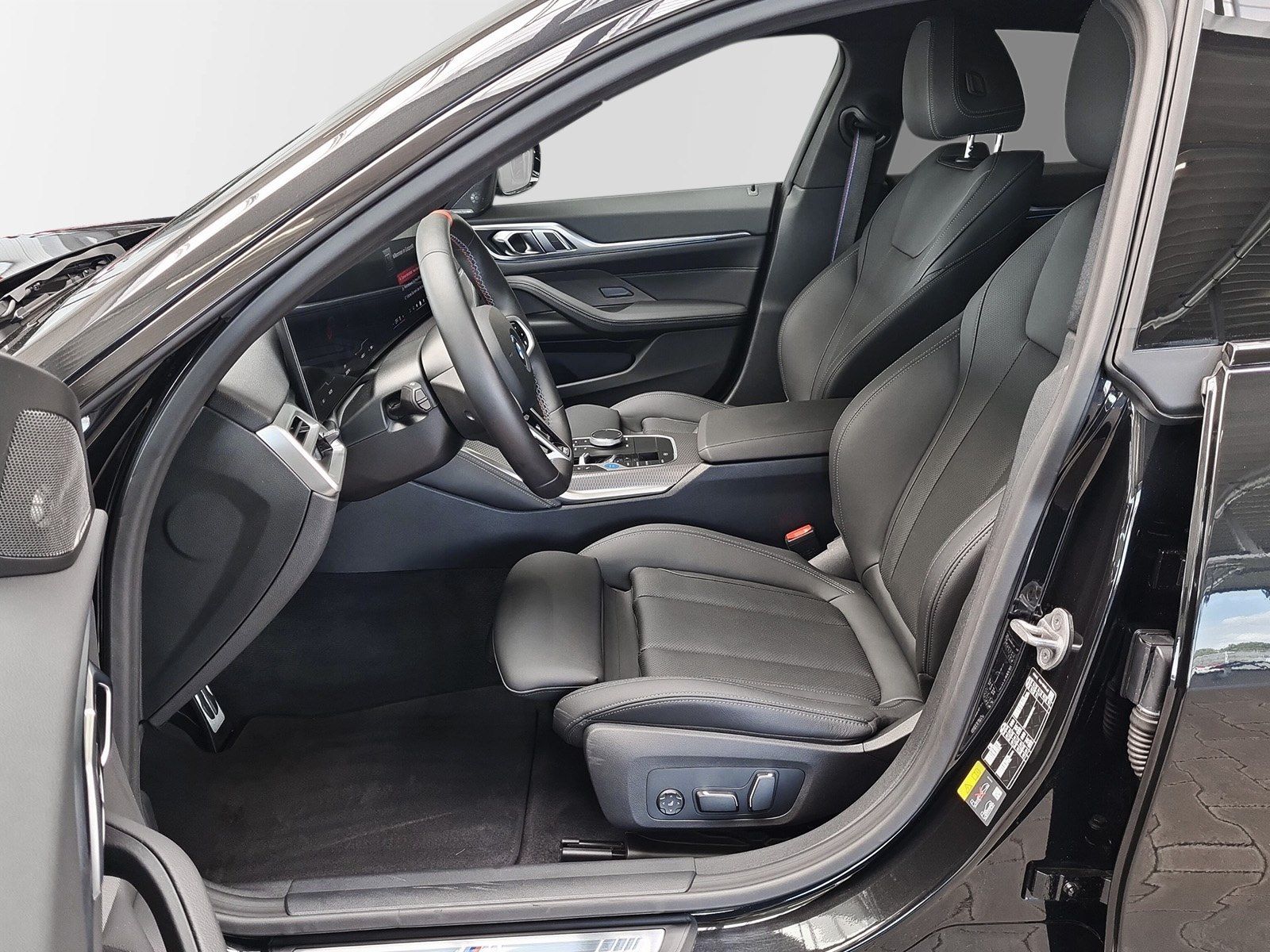 BMW i4 - Bild 9