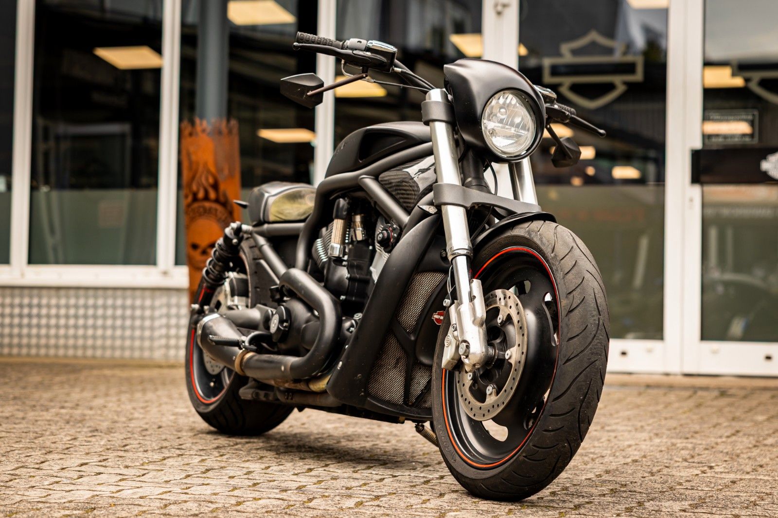 Fahrzeugabbildung Harley-Davidson VRSCR Street Rod - Jack Lomaxx