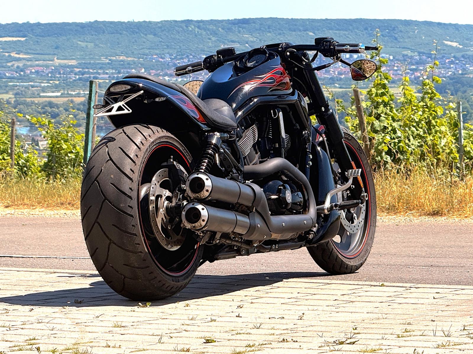 Harley-Davidson NIGHT ROD SPECIAL VRSCDX CUSTOM DEUTSCH 3.800 KM