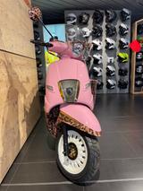 Peugeot DJANGO 125 ABS E5+ MANOUSH // Limited Edition - PEUGEOT ROLLER