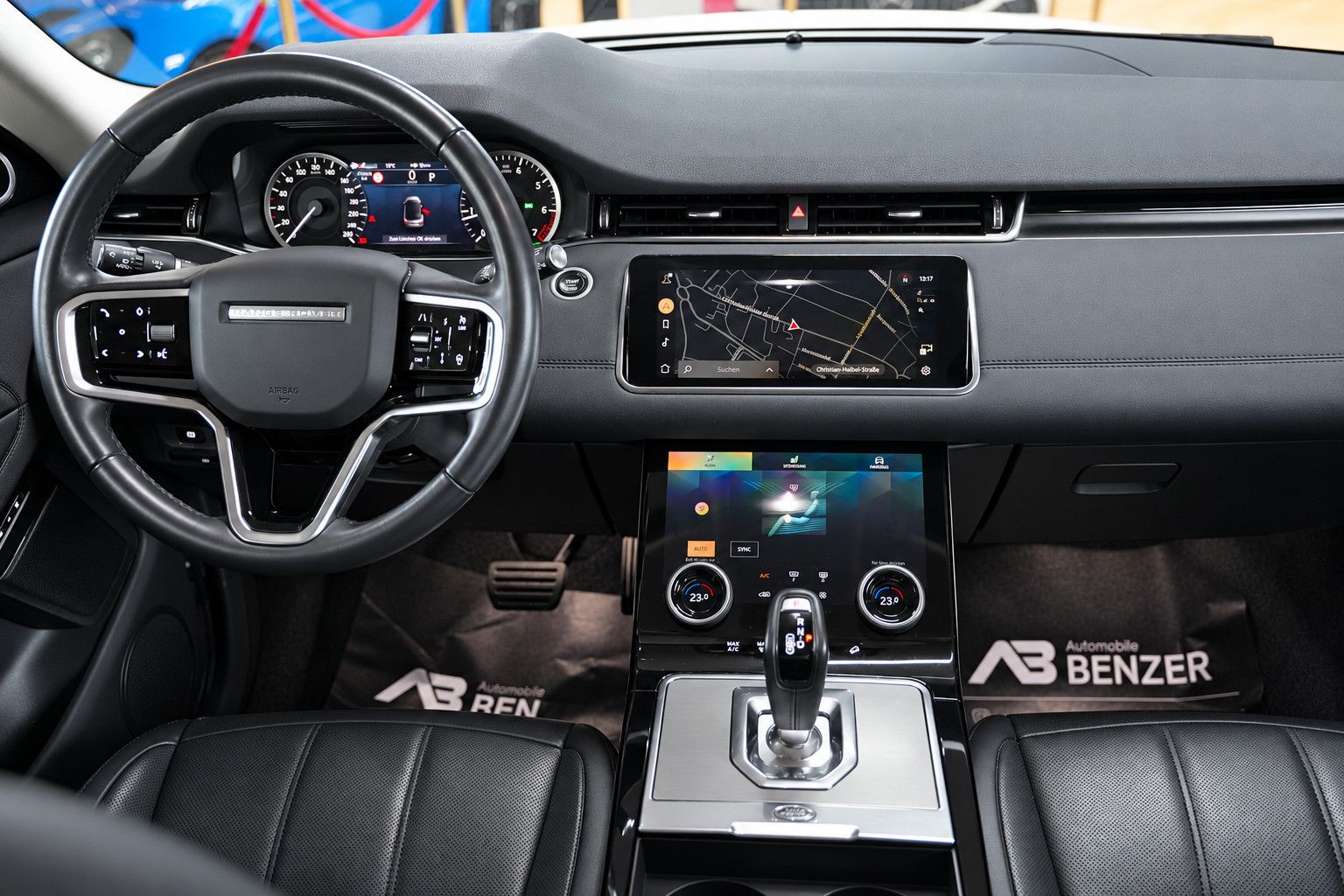 Fahrzeugabbildung Land Rover Range Rover Evoque SE *Meridian*Kamera*Memory