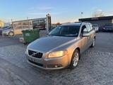 Volvo V70 Kombi Basis 2.0 - gebrauchte Volvo V70 aus dem Jahr 2008