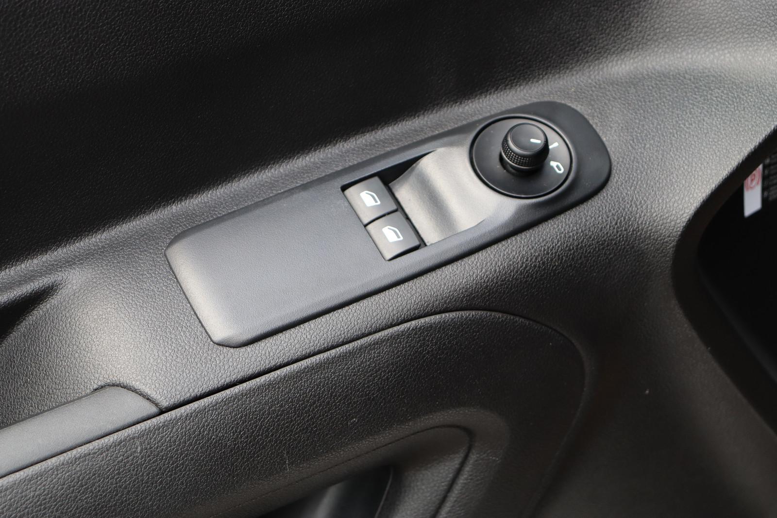 Citroën Berlingo 1.5 HDi MPV Feel M Aut. LED 360° 1.Hand