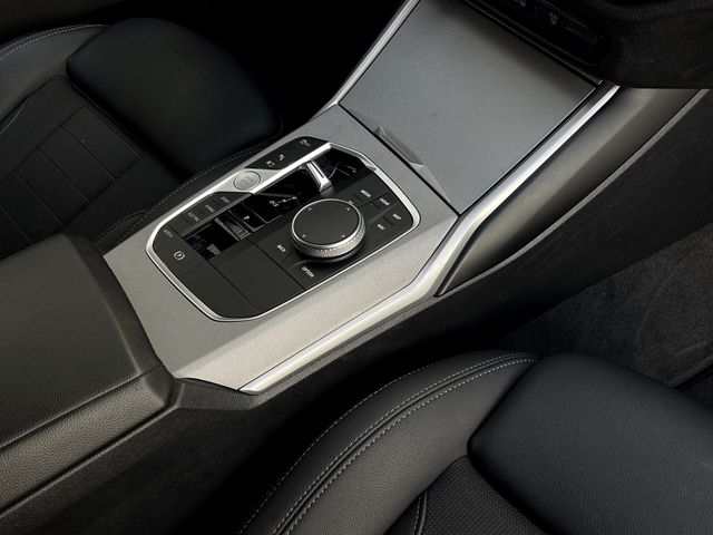 Foto Nummer 10: BMW 330e