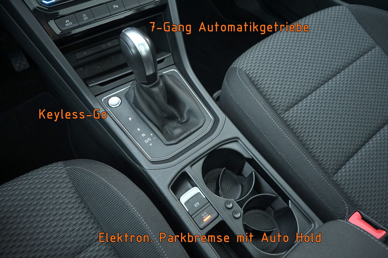 Fahrzeugabbildung Volkswagen Touran 1.5 TSI DSG °ACC°AHK°DYNAUDIO°PANO°STANDH