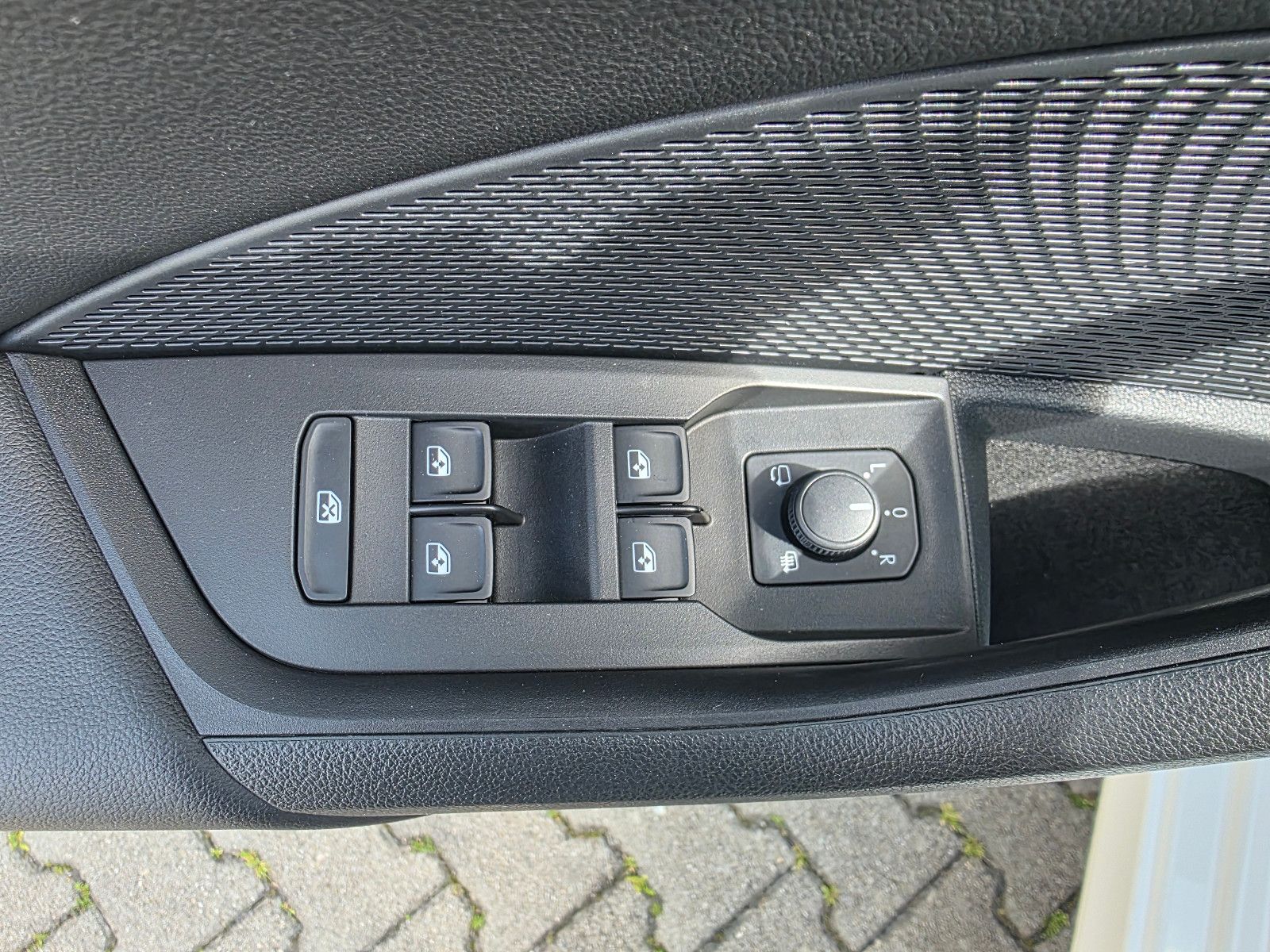 Skoda Octavia 2.0TDI AHK ACC VZE HUD Memory Sitzbelüft foto 6