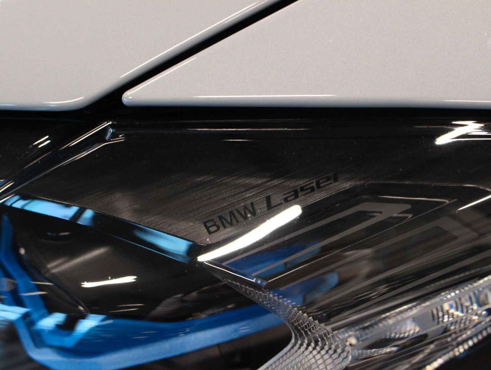 Fahrzeugabbildung BMW M4 Coupe M xDrive Competition HUD*Laser*360°