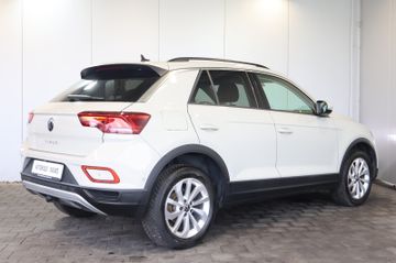 Volkswagen T-Roc 1.5 TSI Life AID+NAVI+LANE+LED+17"+AHK