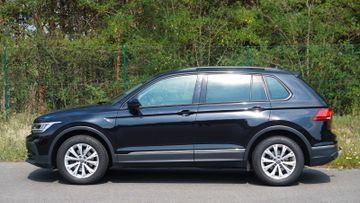 Volkswagen Tiguan - 2