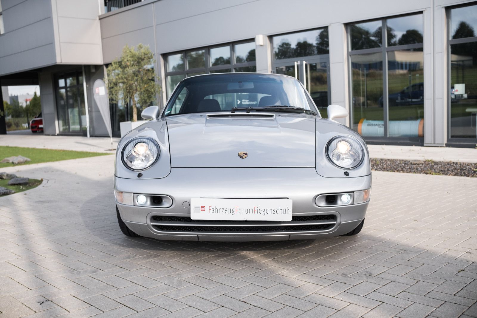 Fahrzeugabbildung Porsche 993/911 Carrera2 Cabriolet-erst 32.700km.