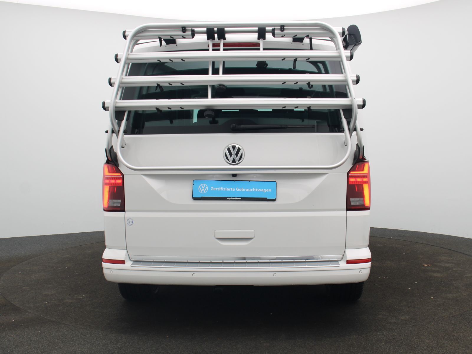 Volkswagen T6 California - Bild 8
