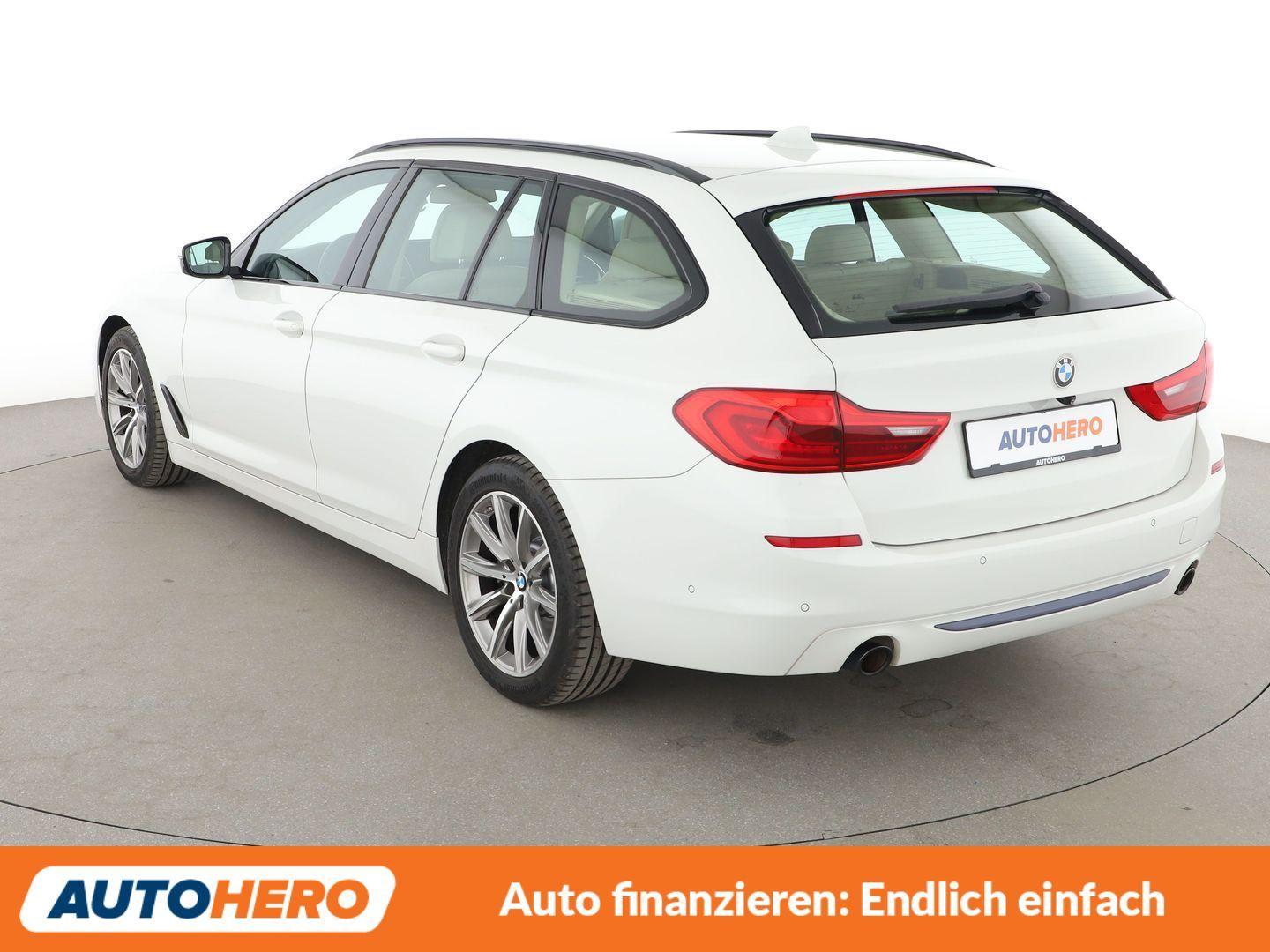 BMW 5er 520i Sport Line Aut.*NAVI*HUD*LED*