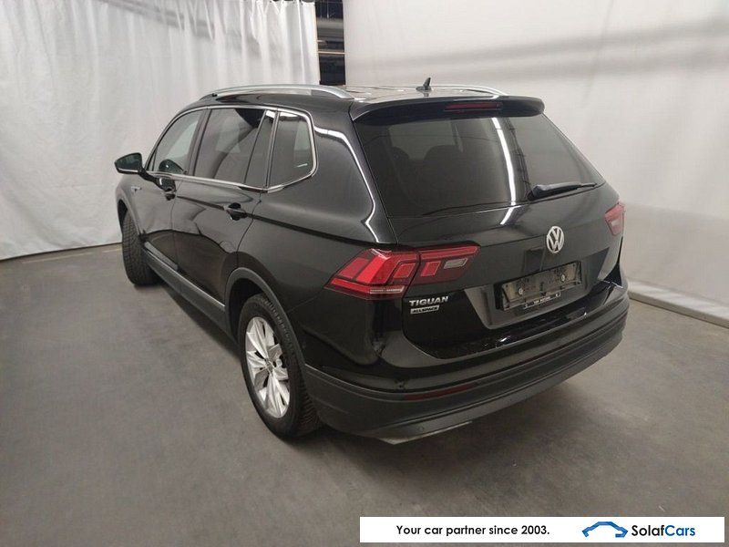 Volkswagen Tiguan Allspace 2.0 TDI Aut. ACC Navi KeylessGo imagem 3