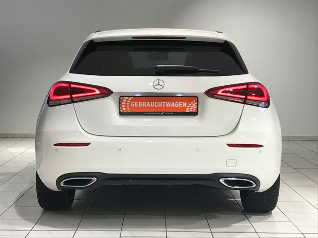 Mercedes-Benz A 220 Progressive NAV KAM LED LEDER KEYLESS PANO