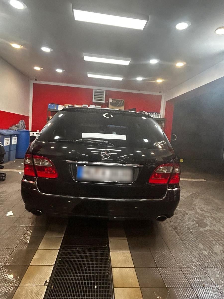 Mercedes-Benz E280 2007 — engine 190 HP (140kW)