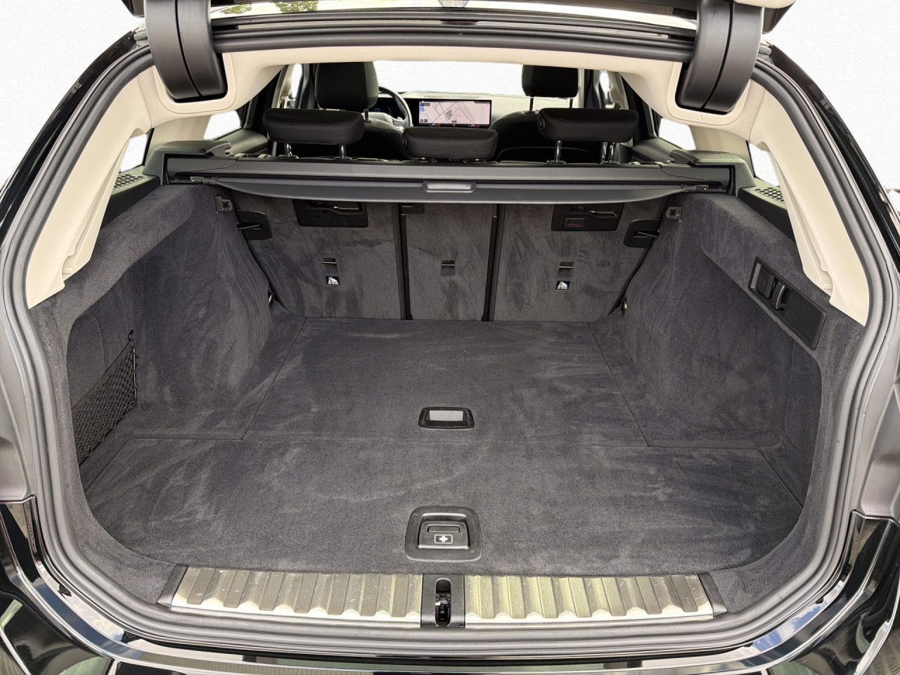 BMW 320i Touring LiCoPro Panorama DrAs Kamera Sitzh foto 16