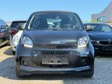 Smart fortwo electric drive / EQ Plus/Klima/SHZ/DAB - Smart Gebrauchtwagen in Köln