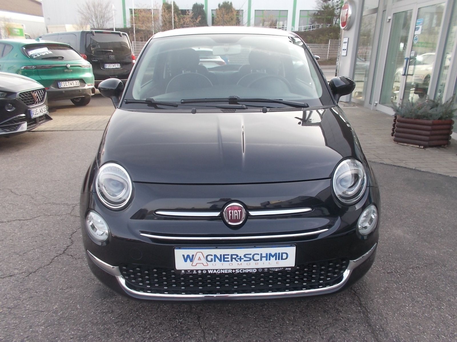 Fahrzeugabbildung Fiat 500 Lounge 1.2 8V
