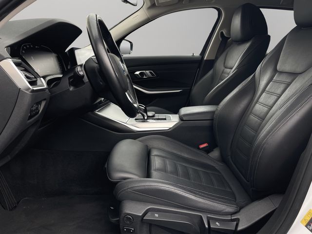 Foto Nummer 9: BMW 330e
