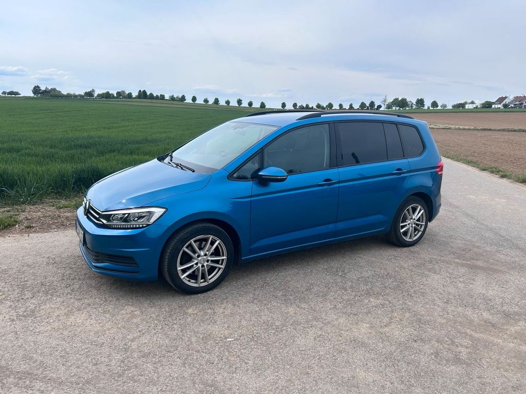 Image of Volkswagen Touran