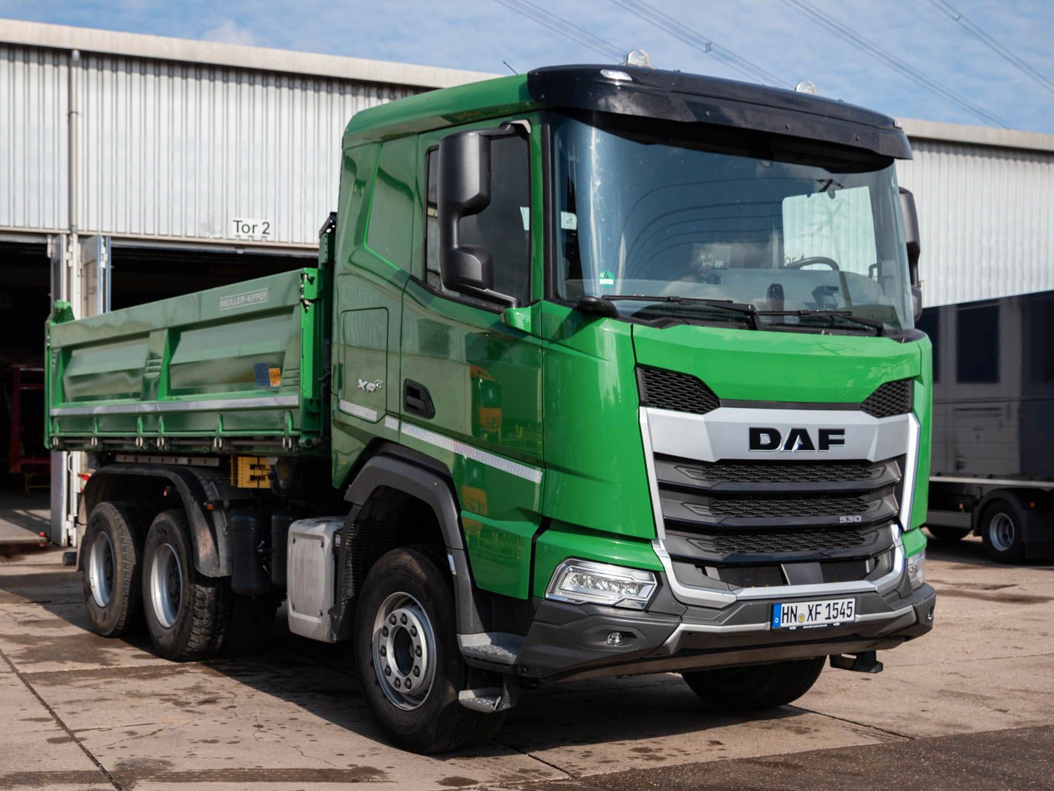Fahrzeugabbildung DAF FAT XFC 530 SL Meiller TRIGENIUS D 316