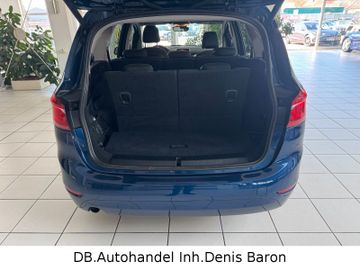 BMW 216 Gran Tourer - 12