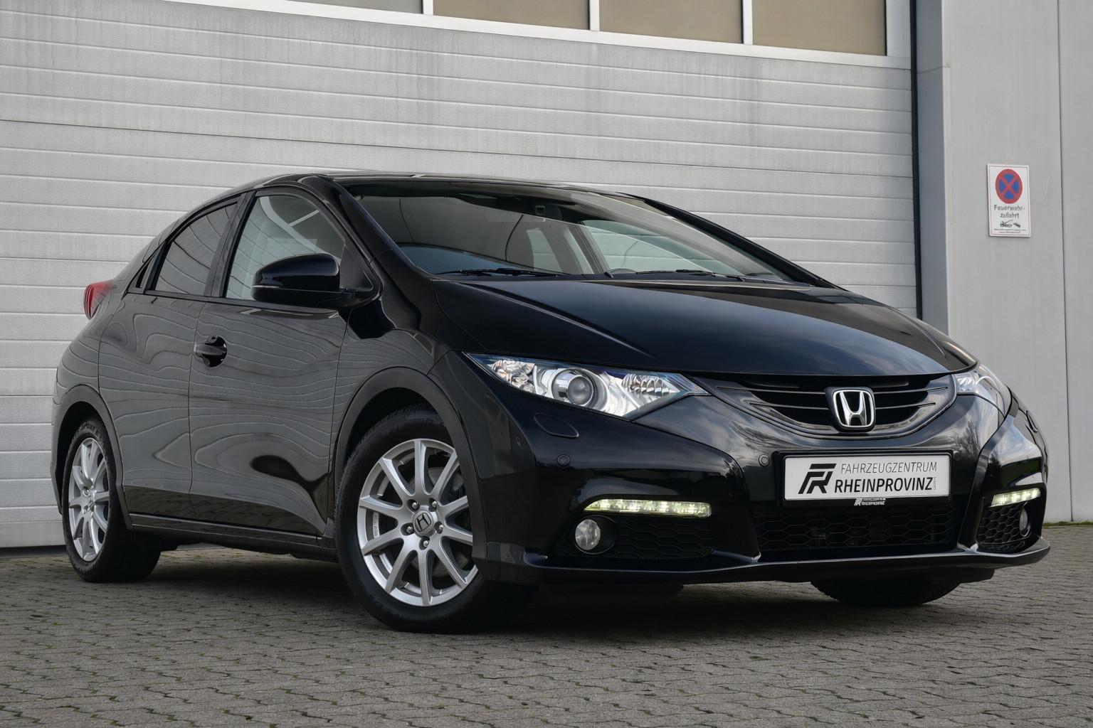 Honda Civic 1.8 Lifestyle Bi-Xenon/Kamera/SHZ//Klima