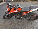 KTM Duke 125 - MOFA VON 81 BIS 125 CCM