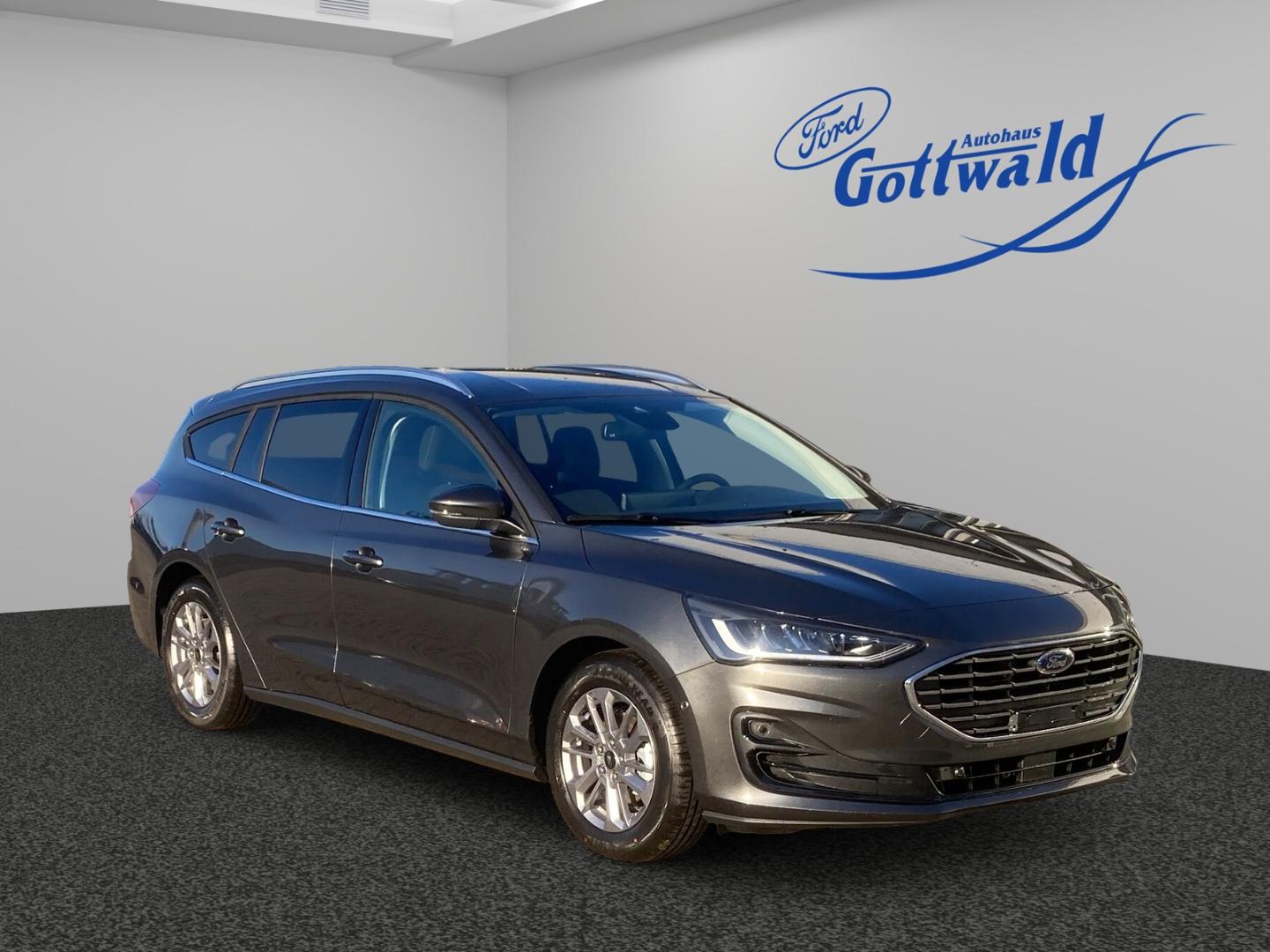 Ford Focus Turnier Titanium X LED Navi RFK Winterpake