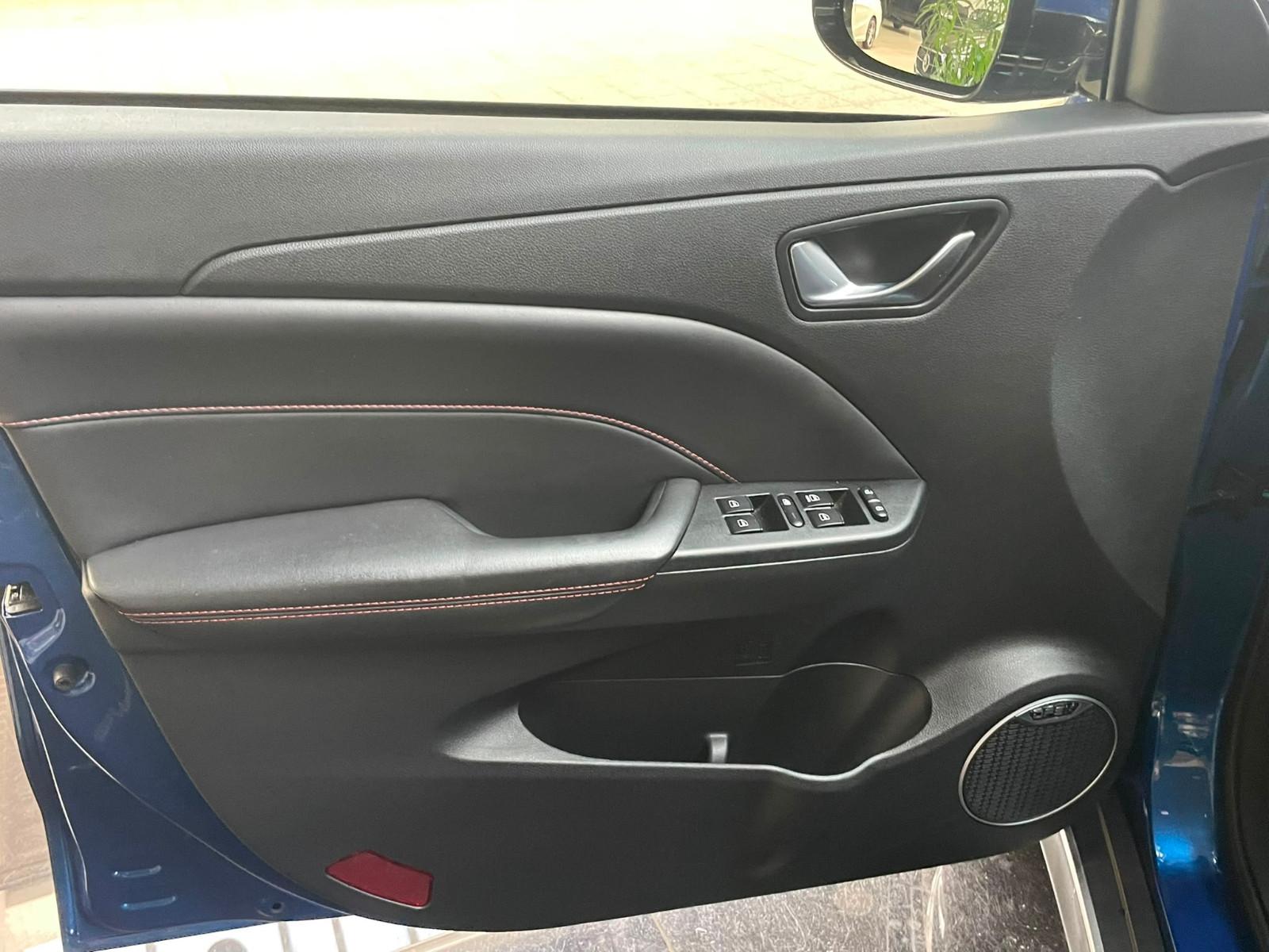 DFSK Fengon 500 / 2.HD/CARPLAY/Navi/LED/Kamera