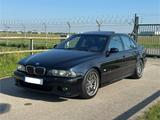 BMW E39 M5 Facelift - BMW aus 2001: E39