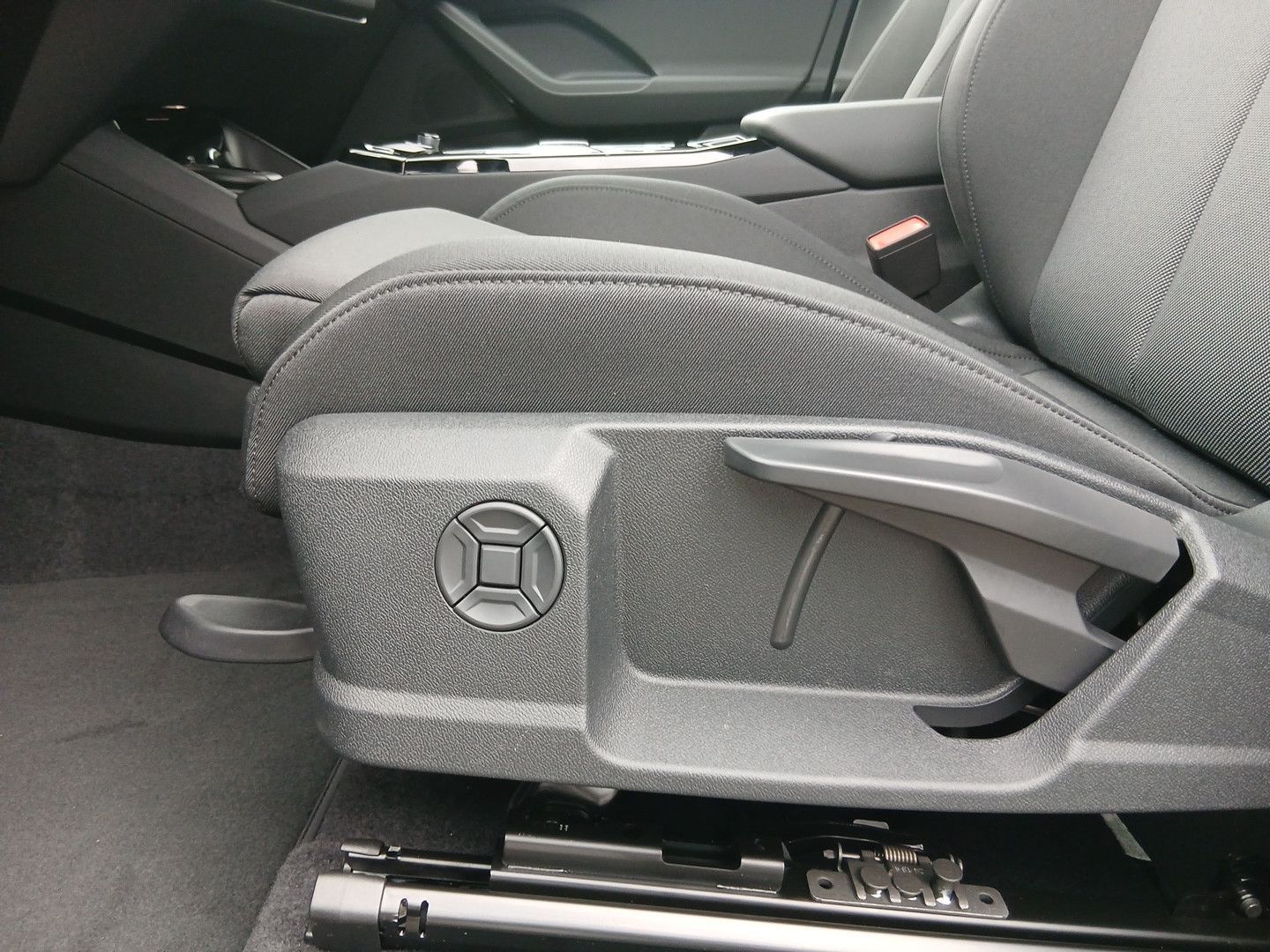 Audi Q6 e-tron - Bild 25