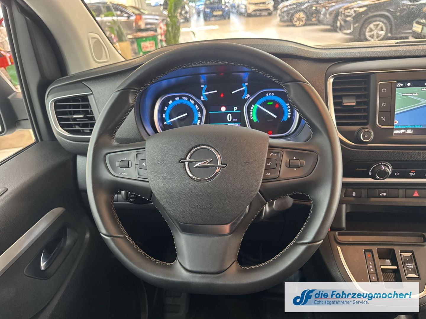 Fahrzeugabbildung Opel Vivaro Kasten -e Elegance L Navi Apple CarPlay A