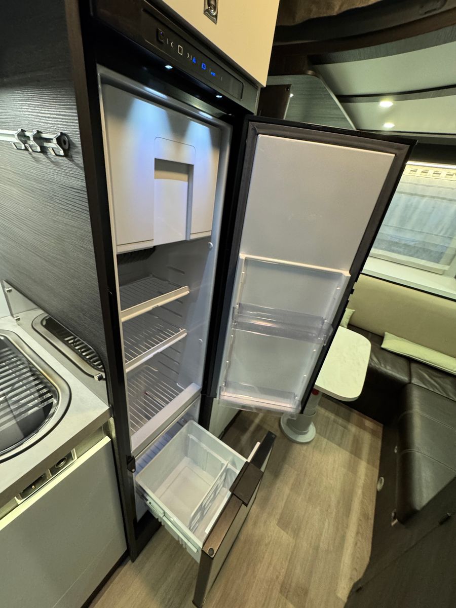 Fahrzeugabbildung Benimar Mileo M282 LOUNGE LUFTFEDERUNG SOLAR TV SAT AHK