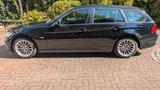 BMW 318i Touring in gutem Zustand mit AHK - BMW 318 aus 2011: Kombi