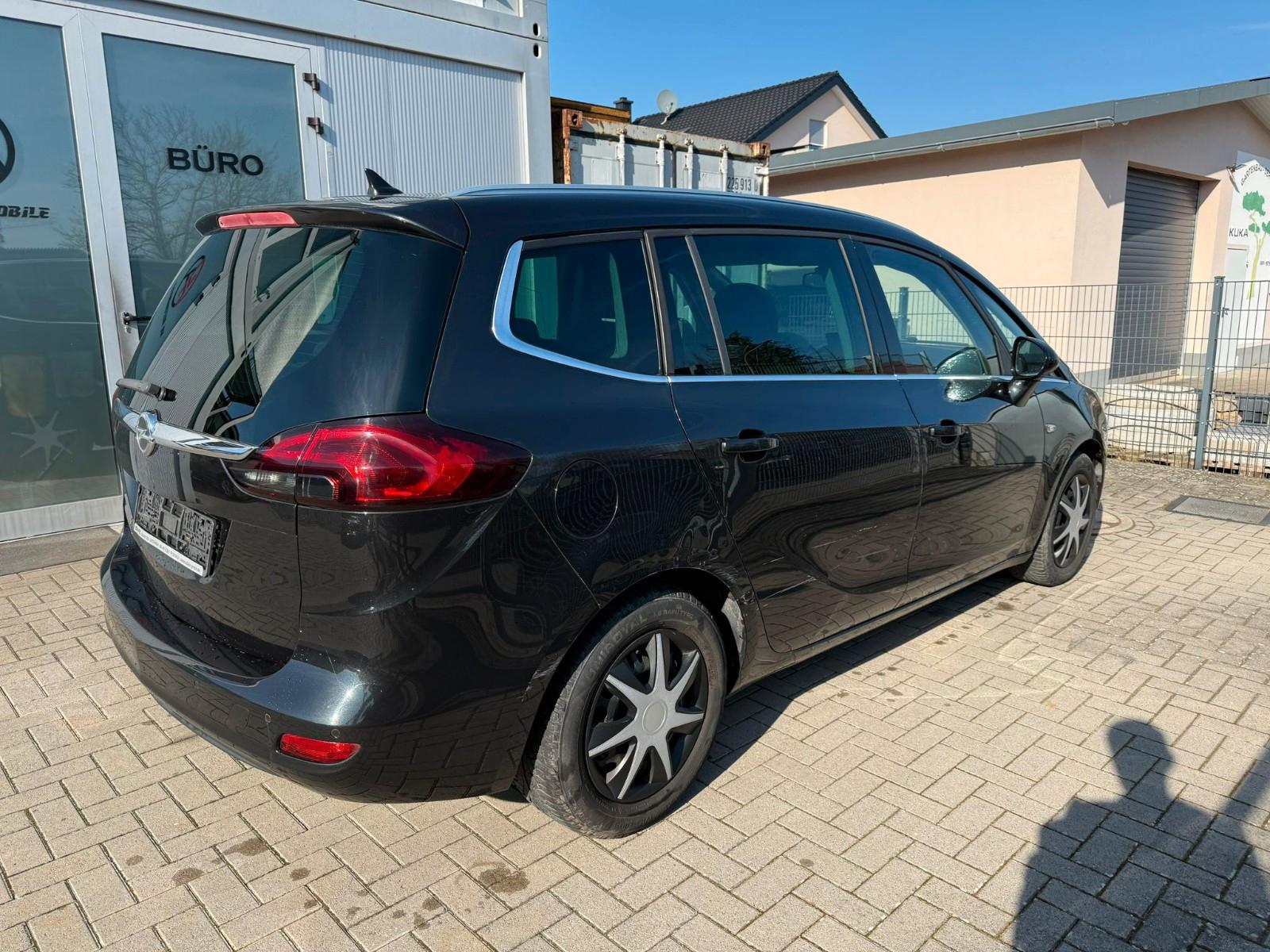 Opel Zafira C Tourer Sport 7 Sitze