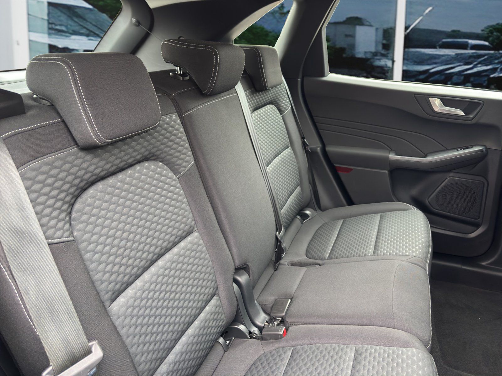 Fahrzeugabbildung Ford Kuga Plug-In Hybrid Cool & Connect