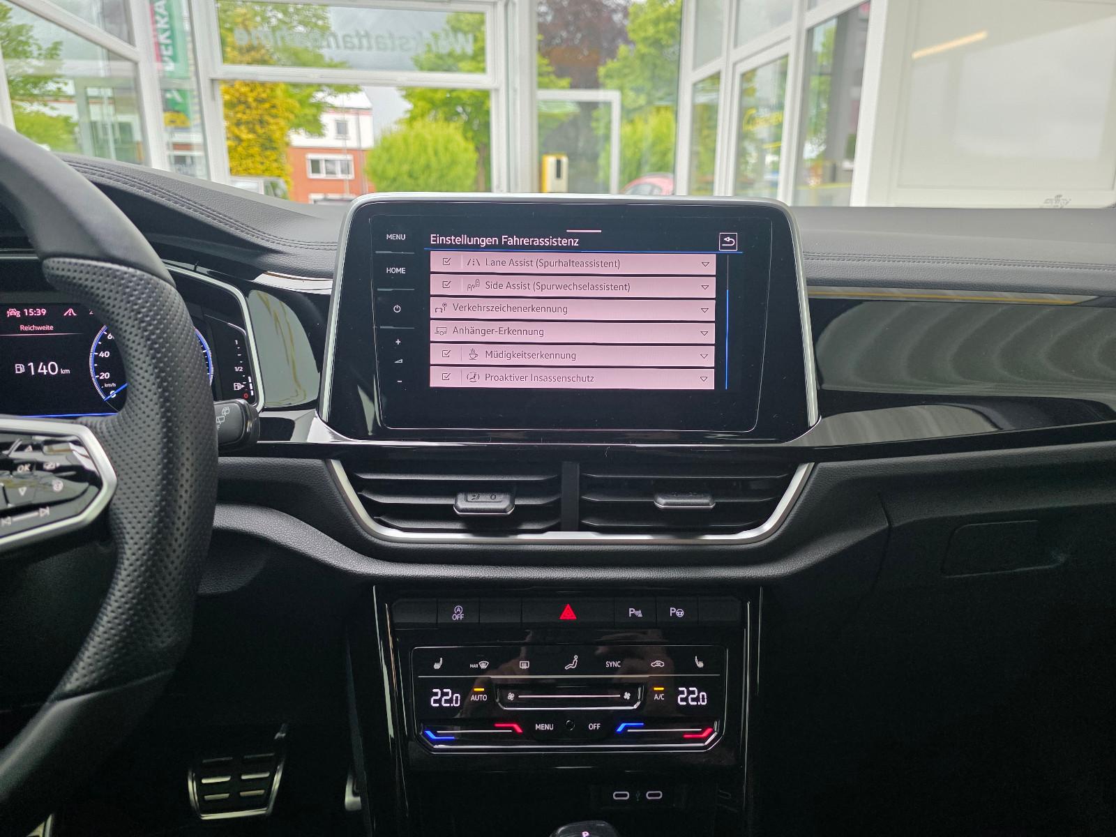 Volkswagen T-Roc R-Line 4Motion DCC Panorama Leder Nappa