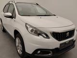 Peugeot 2008 1,2 e-THP Style Klima SHZ P-Dach GJ-Reifen - Peugeot 2008 Gebrauchtwagen in Hamburg