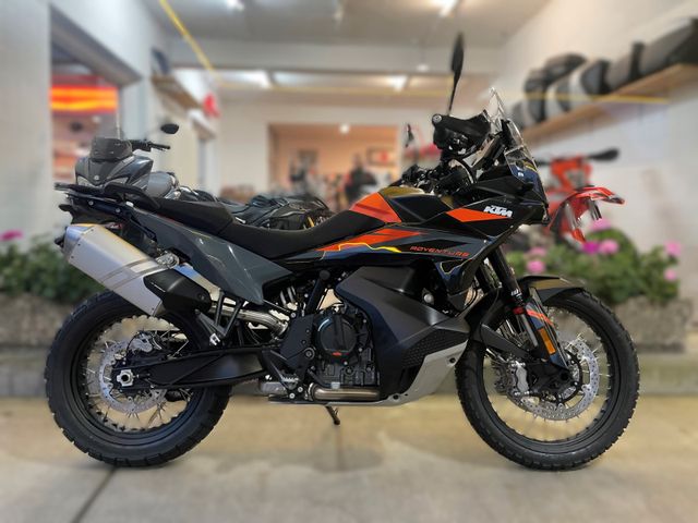 KTM 890 Adventure 2024