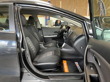 Kia Ceed Sportswagon FIFA World Cup Edition *AHK*LKH