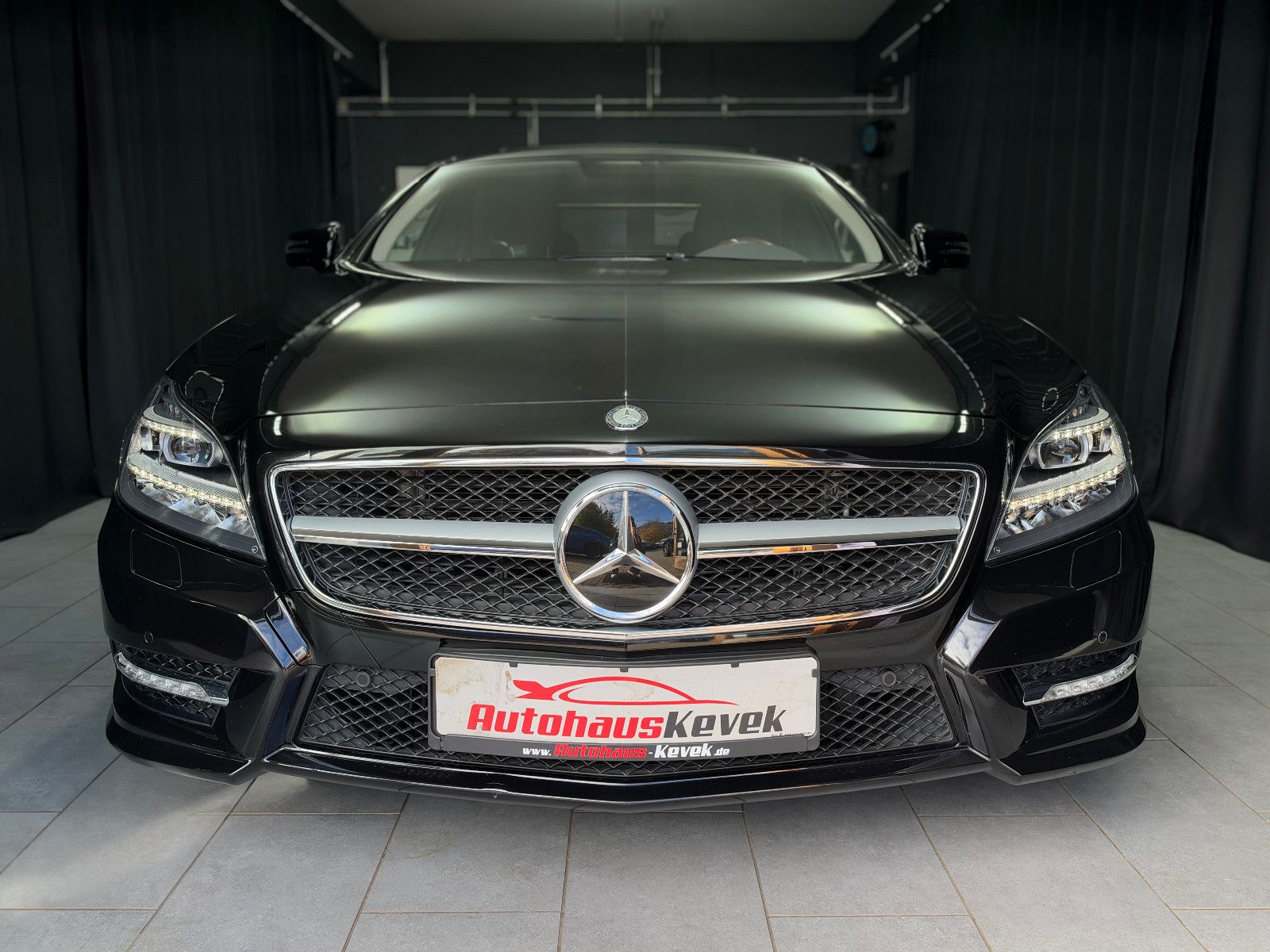 Fahrzeugabbildung Mercedes-Benz CLS 500 |AMG-LINE|H/K|PANO|AIR-MATIC|DE-FZG