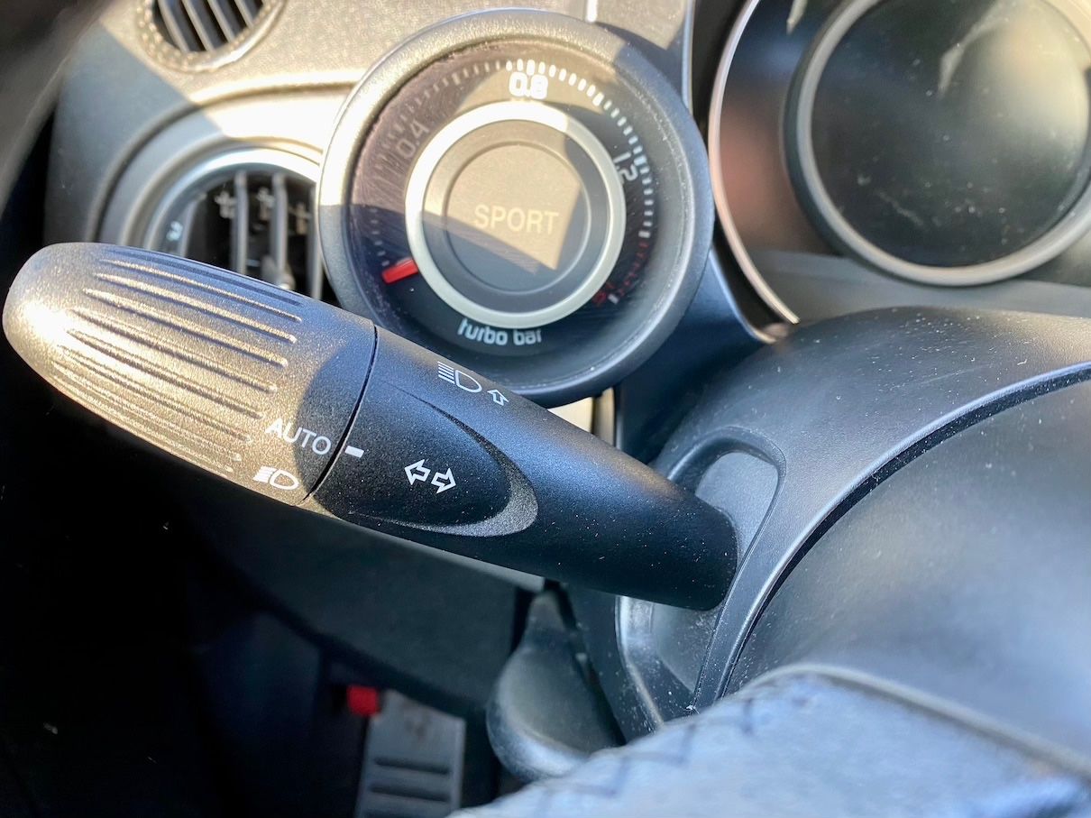 Fahrzeugabbildung Abarth 595 Pista AAC CARPLAY PDC L+R SENSOR