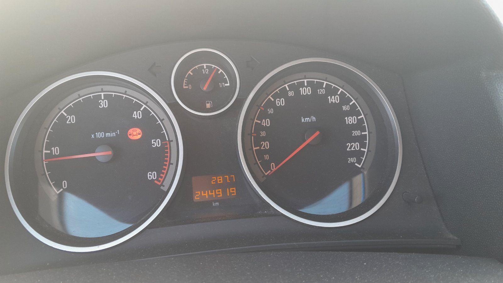 Opel Astra 2005 — photo 7
