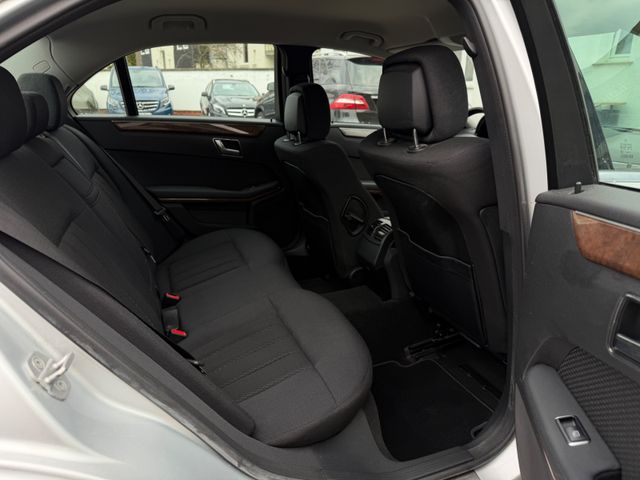 E 200 CDI BlueEfficiency, Scheckheftgepflegt Bild 9