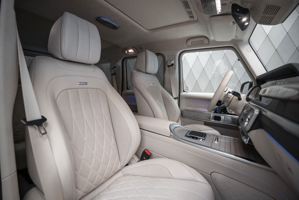 G 63 AMG 2026 GOLD/BEIGE - Bild 16