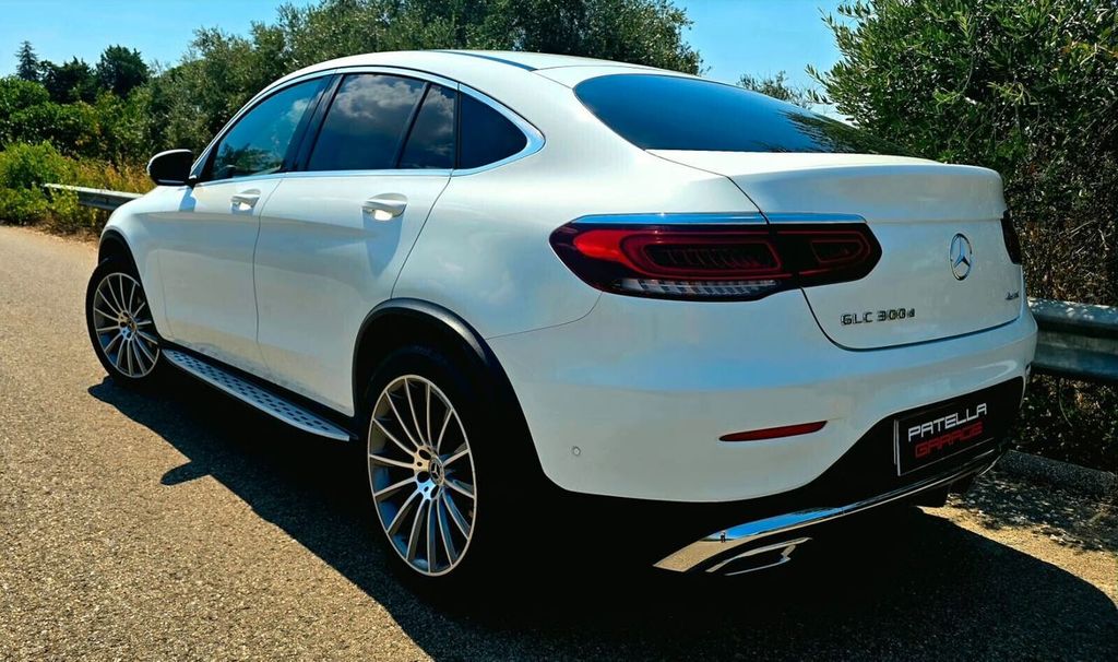 Image of Mercedes-Benz GLC 300