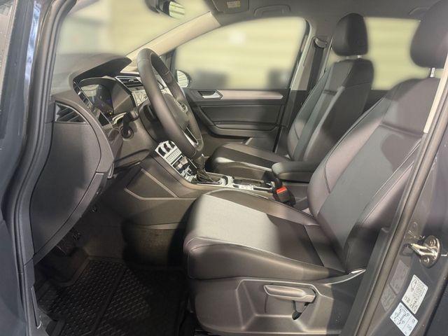 Touran TAXI / MIETWAGEN 2.0 TDI 150 PS DSG LED+A